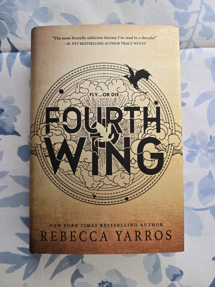 FOURTH WING BY REBECCA YARROS