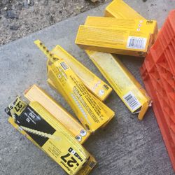 27 Caliber Plastic 10 Shot Strip , Work With Ramset Hilti And Other Gun 10 Boxes