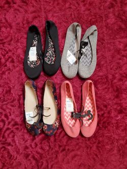 SLIP ON FLAT SHOES! SIZE 7.5