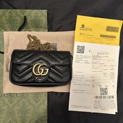 Gucci GG Marmont Matelasse Leather Super Mini Shoulder Bag
