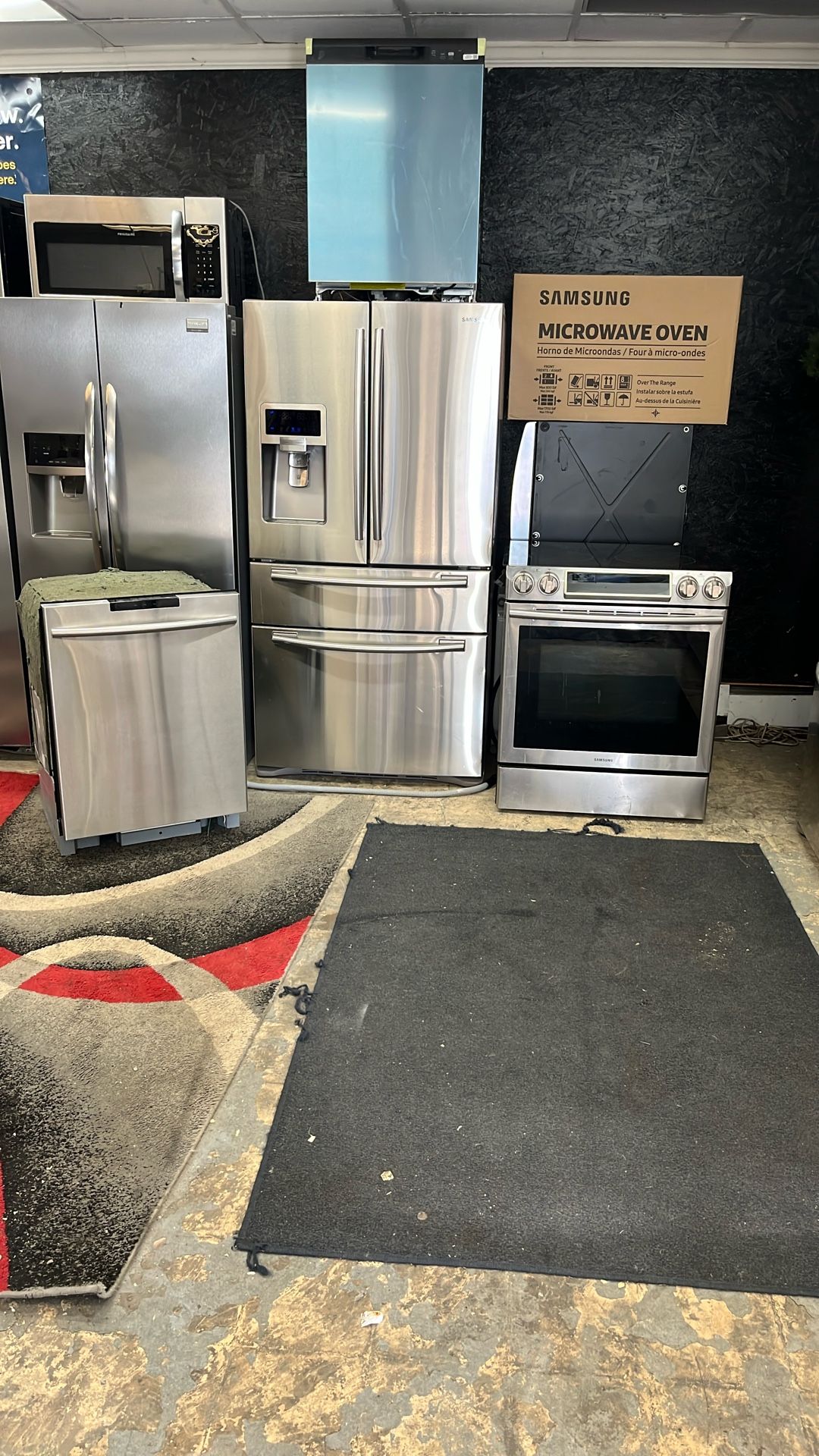 Samsung Refrigerator Stove Microwave Dishwasher