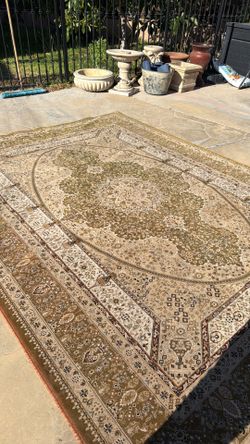Free Tabriz Machine Made Rug 8x10