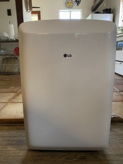 LG 8000BTU air conditioner! great for rooms up to 300sq.ft.