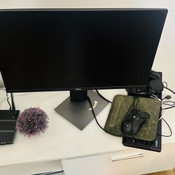 Selling dell monitor 