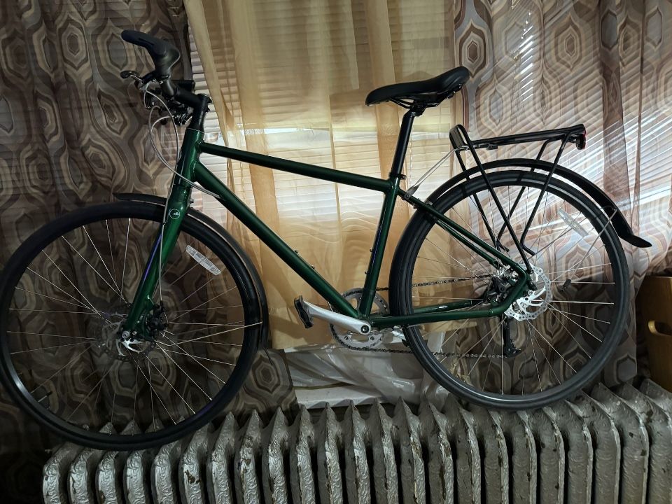 Green High End Roll Brand Bike