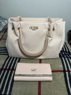 Pink Micheal Kors Purse & Wallet