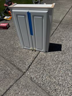 White wall cabinet