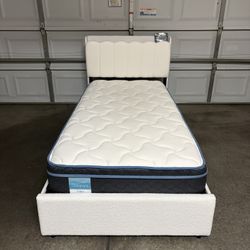XL Twin Bed With Mattress