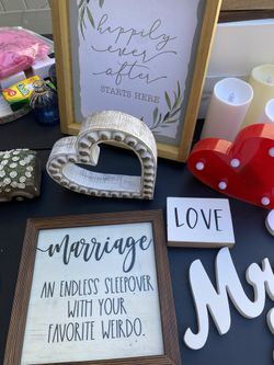Wedding items $1 each