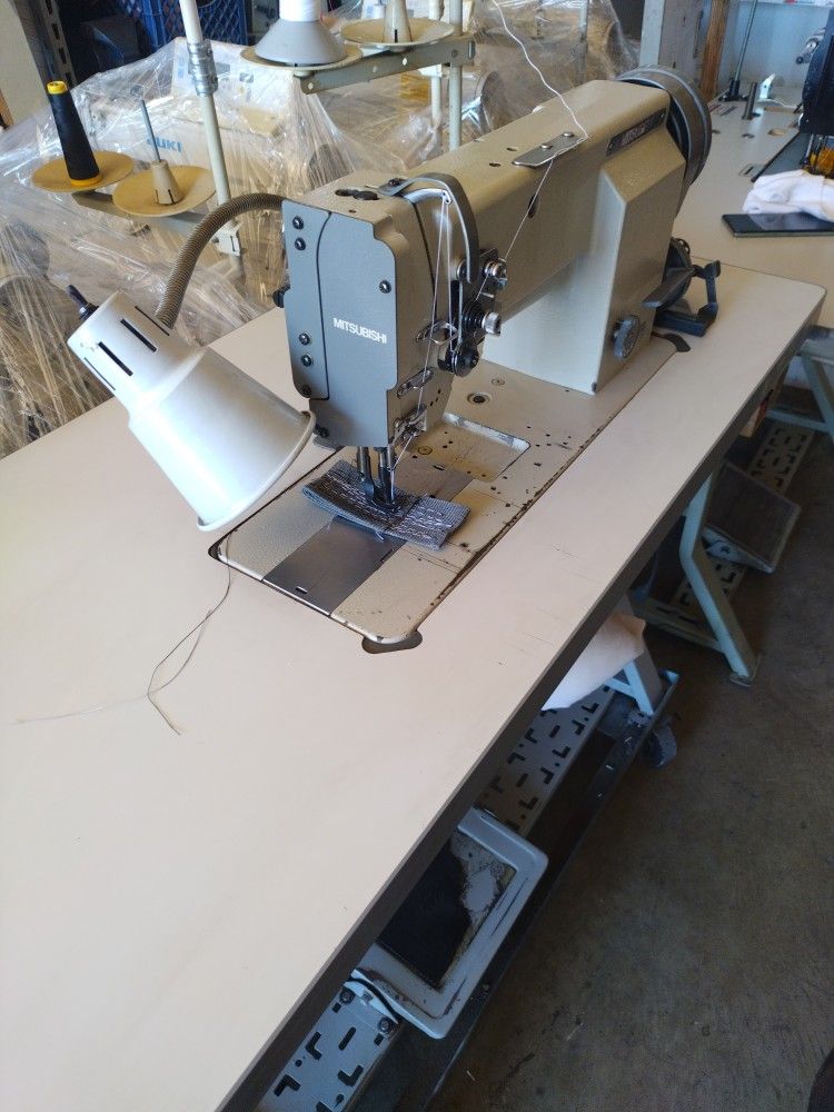 Sewing Machine Mitsubishi Lu24400 for Sale in Los Angeles, CA OfferUp