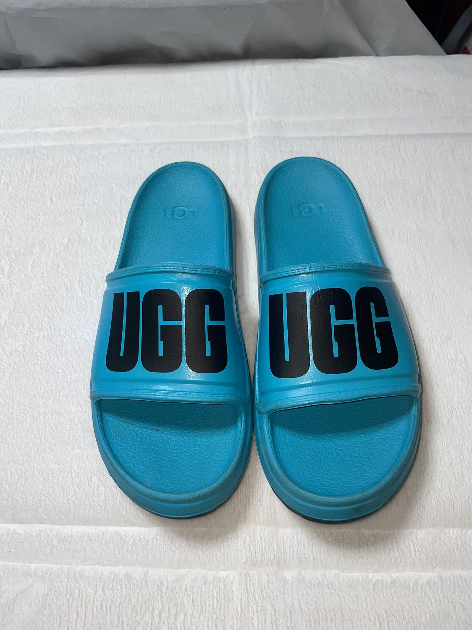 Ugg Slides