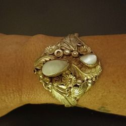 GORGEOUS STERLING SALE! CUFF BRACELET WITH MOTHER OF PEARL, AMETHYST BYZANTINE AND ROPE CHAIN!