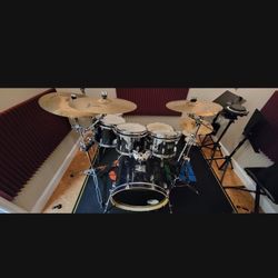 Cabria Premier complete 6pc Drum Set, and cymbals
