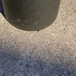Black planter pot 10 by 10