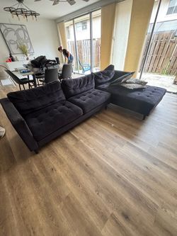 Free sofa!! Plantation