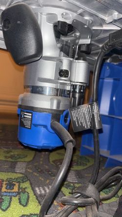 Kobalt Compact Router