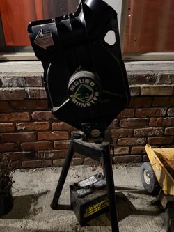 Mound Monster Baseball Pitching Machine