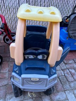 Little Tikes Cozy Coupe Ride-On Toy Car