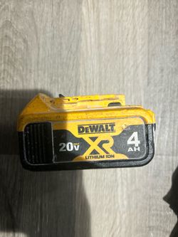 DeWalt 20V MAX XR 4.0Ah Lithium Ion Battery