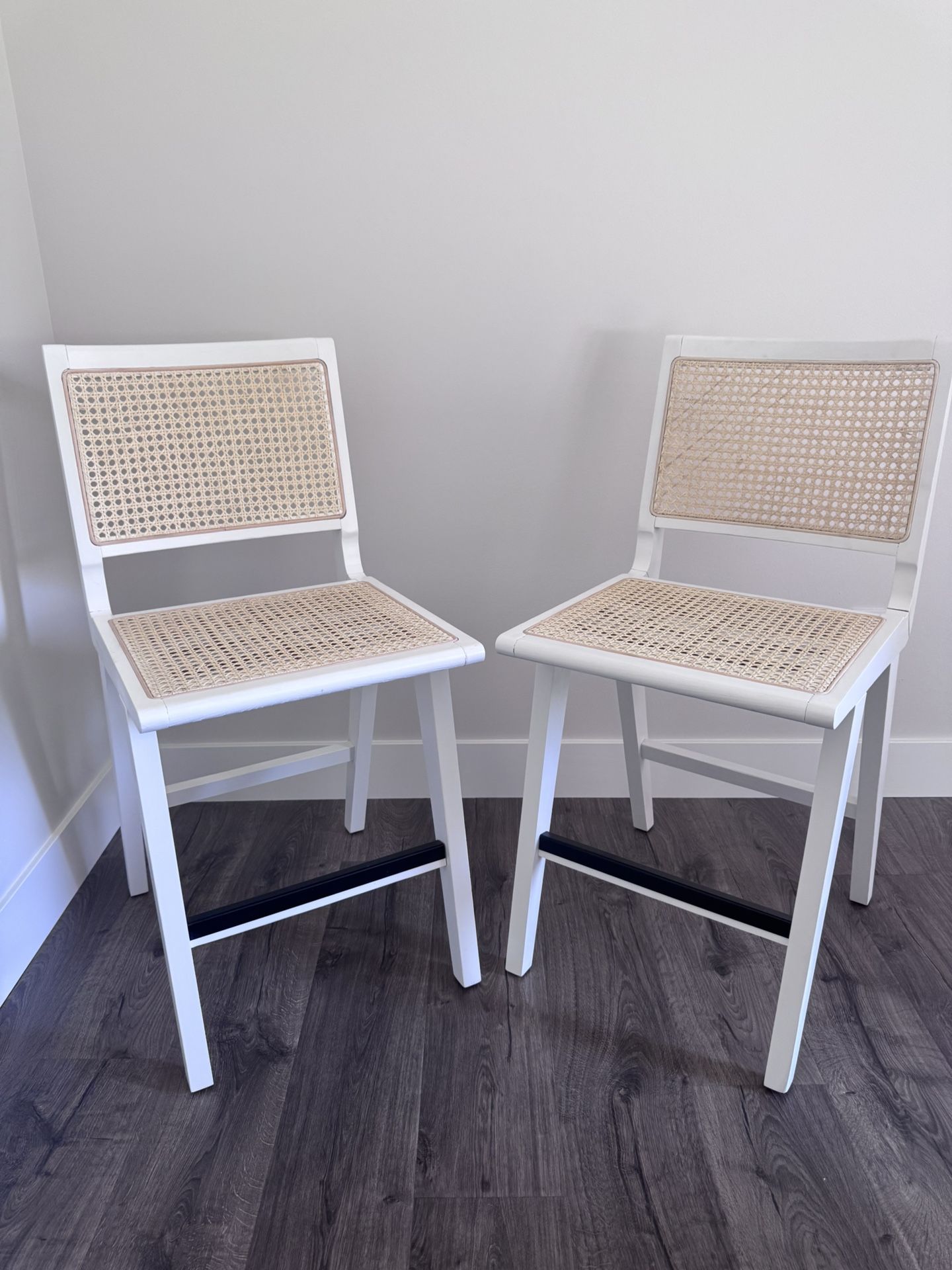 Safavieh Couture Hattie French Cane Barstool (set of 2)