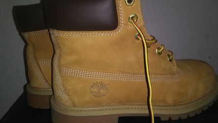 Wheat Timberland boots size 6.5y