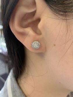 Diamond earrings .40carat