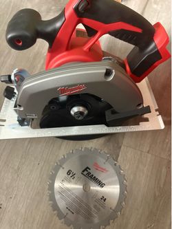 Milwaukee M18 6 1/2 Inch Circular Saw