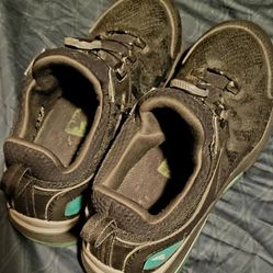 RedWing Women's Steel Toe Shoe Size 9