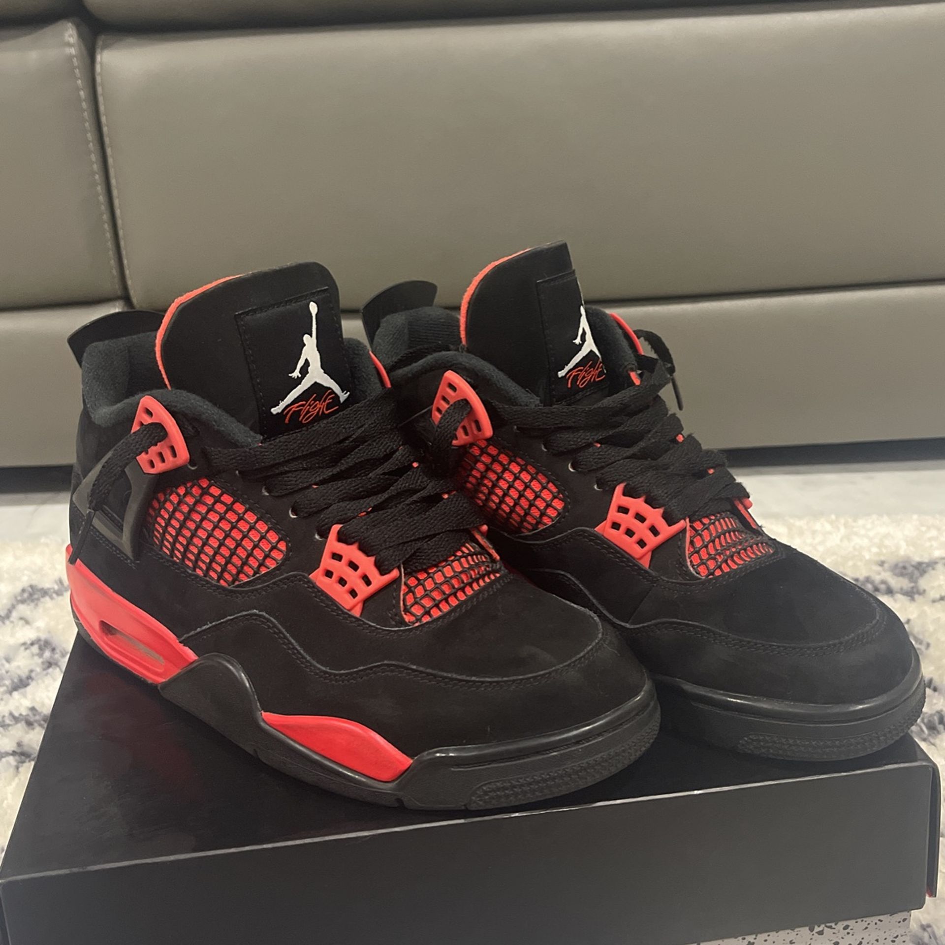 Jordan 4 Red Thunder (With Box)