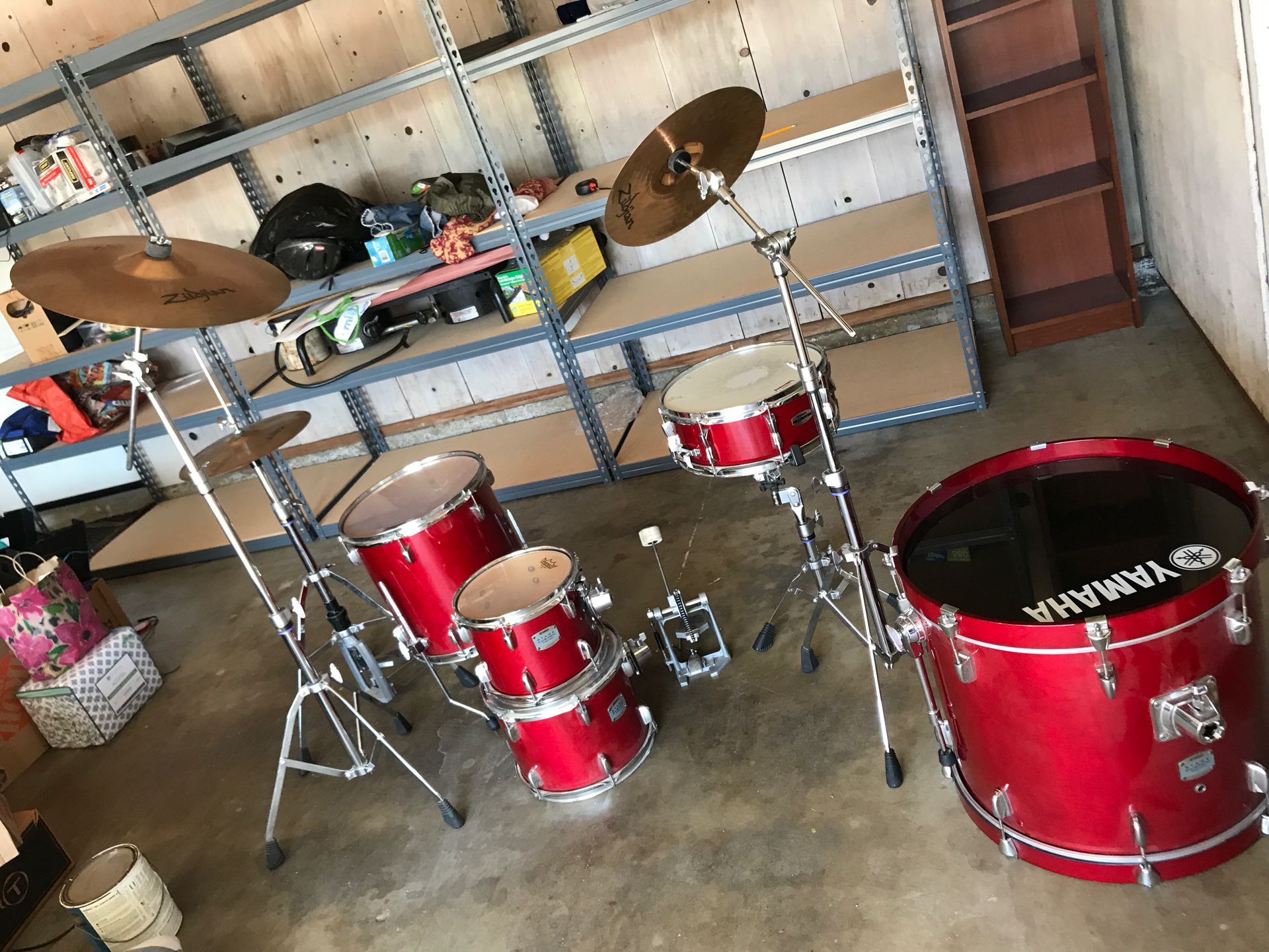 Yamaha drum set complete