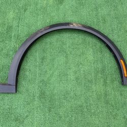 Ford Mustang Mach E Right Passenger Side Front Fender Flare Molding 2021 2022 2023 2024 2025