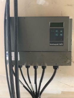 Insta-pack foam machine