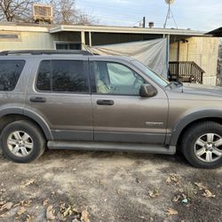 2006 Ford Explorer