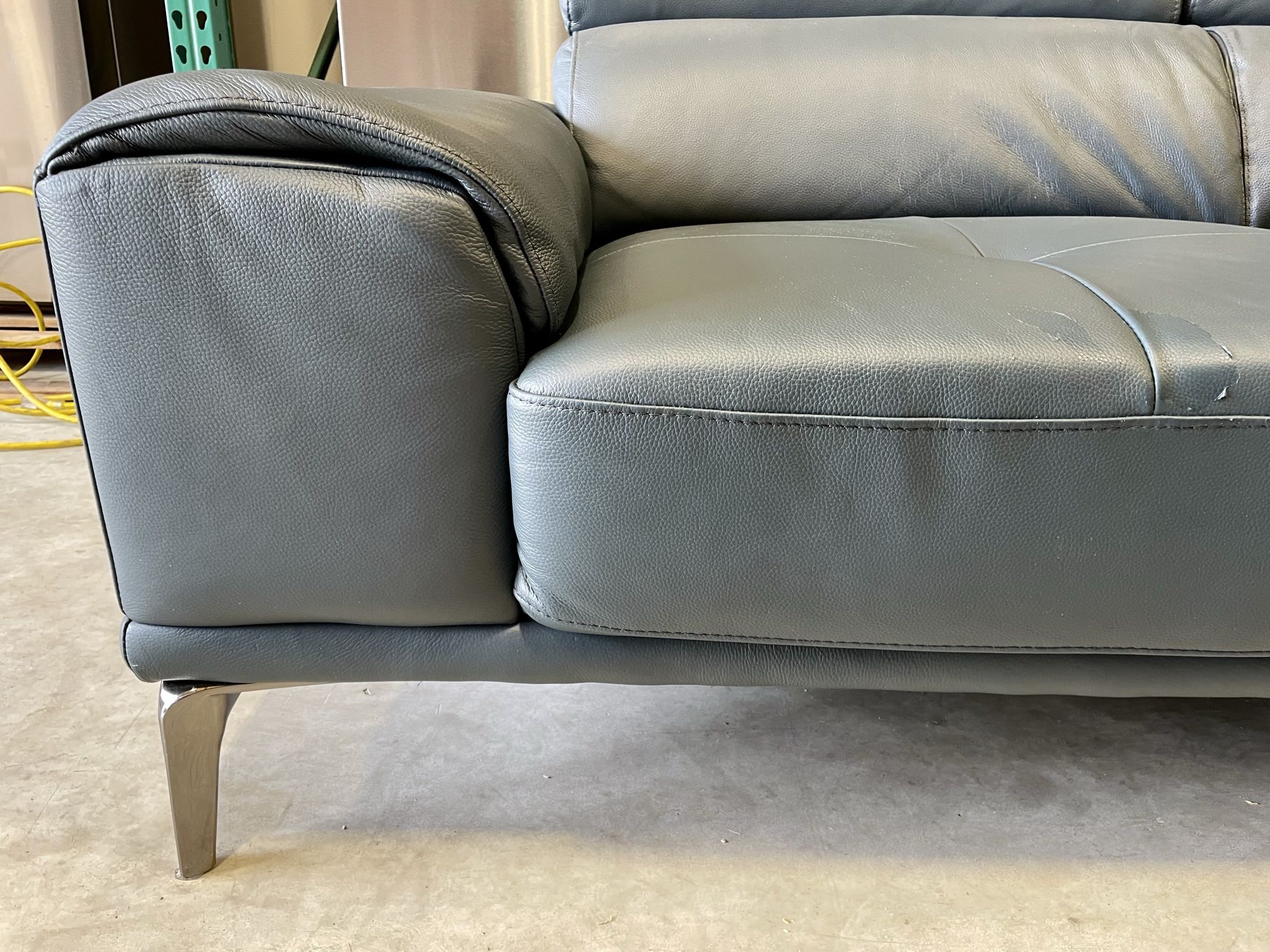 WAREHOUSE CLEARANCE Quinton Top Grain Leather Sectional with