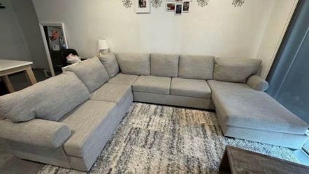 Large Light Gray Sectional Sofa with Chaise