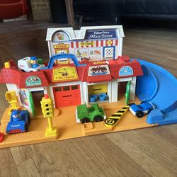 VINTAGE 1986 family Main Street fisher price