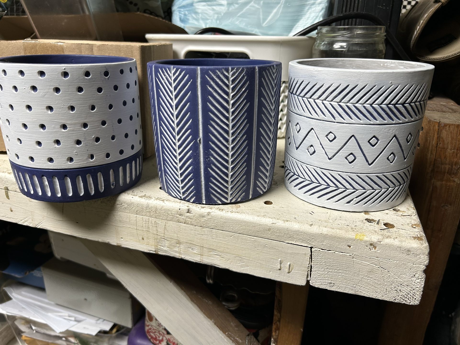 Pots The Box Come With 3 So Is 3 Pots For $10.00