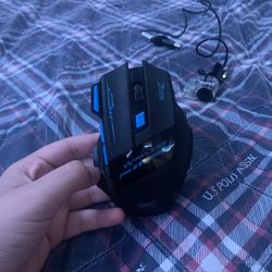 BROKEN Gaming Mouse