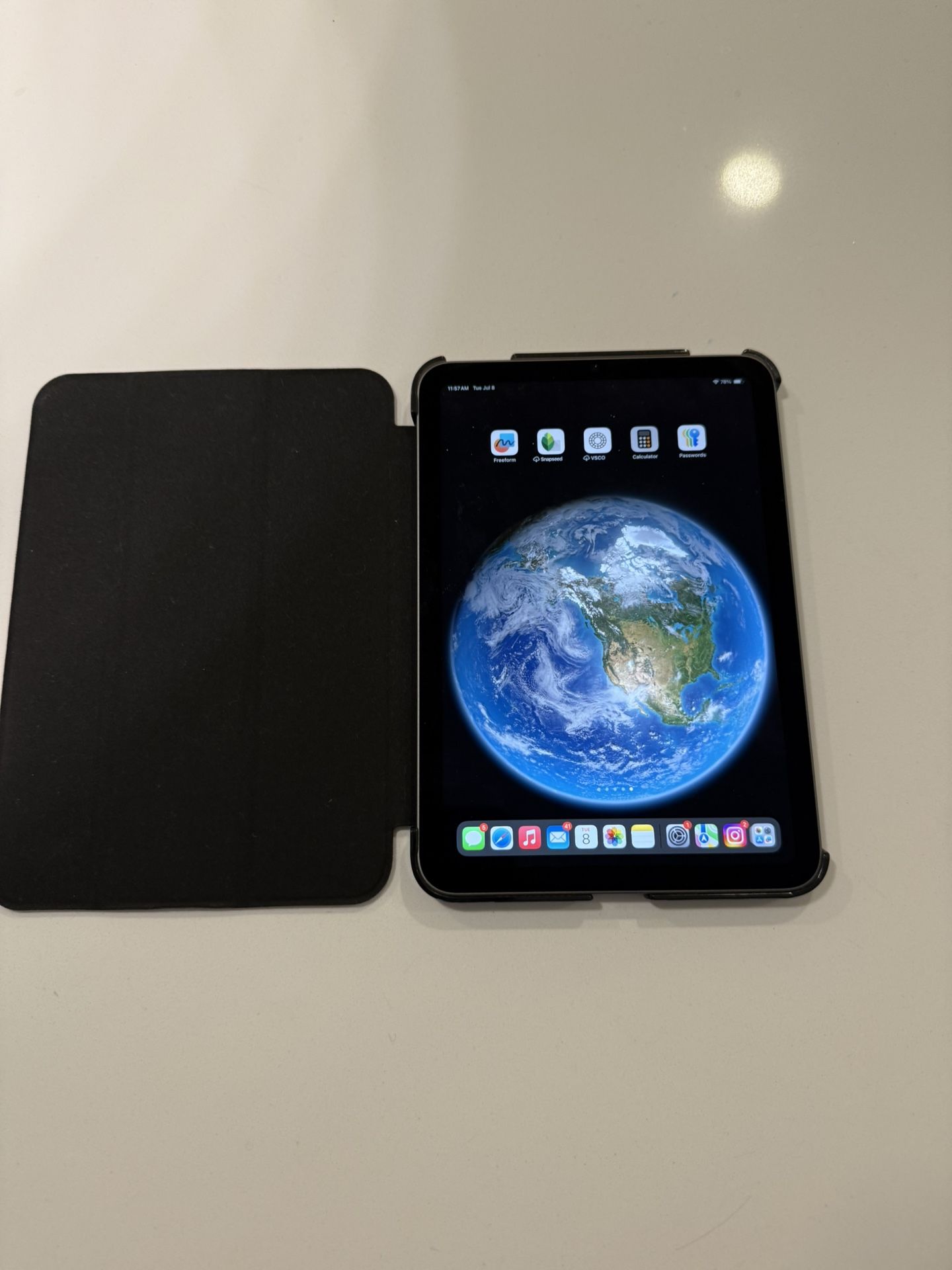 iPad Mini 6th Gen 64gb - Great Condition!
