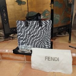 Fendi tote Bag.  