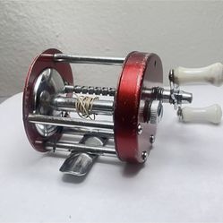 F19- Vintage Red SUPERIOR #495 Fishing Reel Open Face Baitcasting, Japan, Works