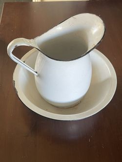 Vintage Antique Enamelware Pitcher & Basin Perfect For Flower Arrangement 