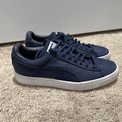 Pumas - Blue Winterized - Size 7 Woman’s