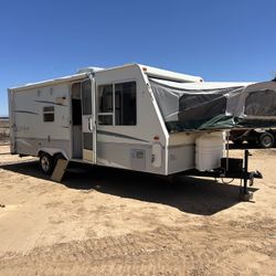 2005 Hybrid Camp Trailer 
