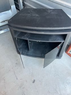 Short wooden swivel tv stand
