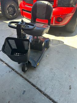 Go go mobility scooter
