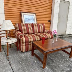 Living Room Set $69 For All What You See... 🎈🛋🎈Good Condition, Furniture, House And Business Furniture And Decoration, Couch, Sofa, Loveseat, Table