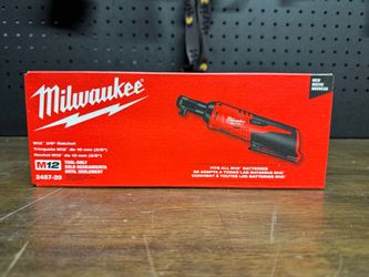 Milwaukee M12 Cordless 3/8 In. Ratchet