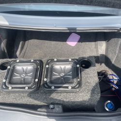 Subwoofer And Amp 