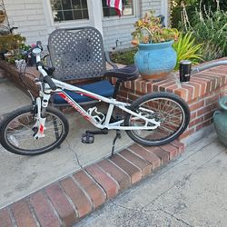 20 inch Specialized Hotrock Kids Bike